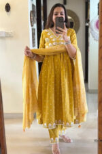 Americanchoice Handloom Cotton Embroidered Kurta With Pant & Dupatta Set - Image 2