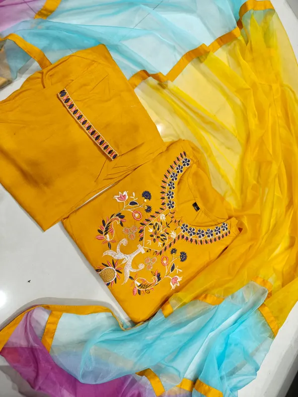 Americanchoice Embroidered Rayon Kurta With Pant & Three Shade Color Organza Dupatta Set - Image 3