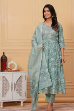 Americanchoice Cotton Green Kurta With Pant & Dupatta Set - Image 4