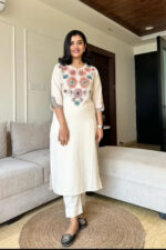 Americanchoice Off White Cotton Embroidered Kurta & Pant Set