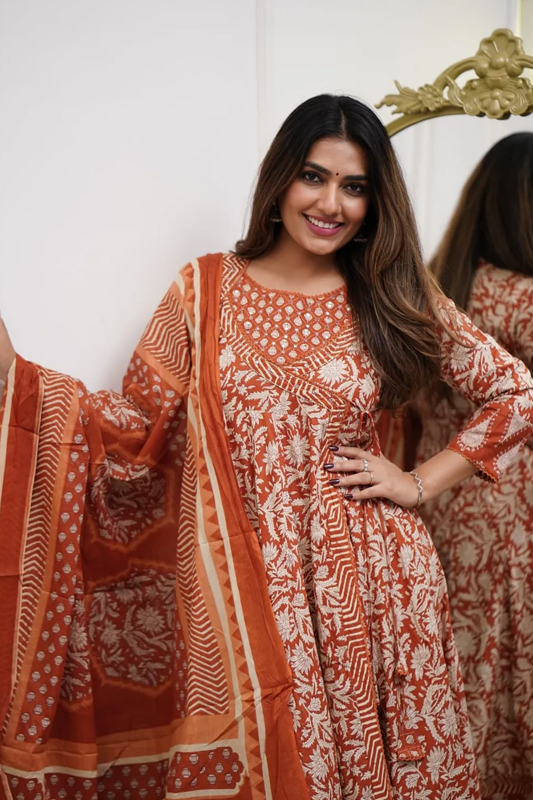 Americanchoice Cotton Jaipuri Print Anarkali Style Kurta With Pant & Dupatta Set - Image 4