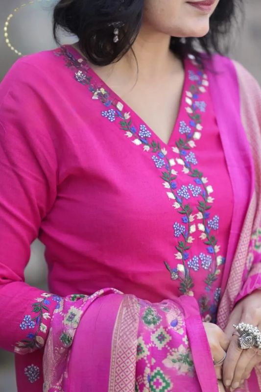 Americanchoice Handloom Cotton Embroidered Kurta With Pant & Khadi Silk Dupatta Set - Image 3