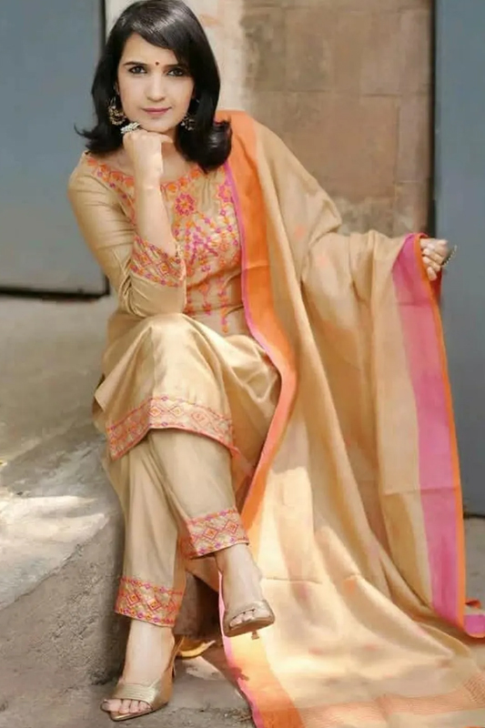 Cotton Embroidered Kurta With Pant & Linen Dupatta Set - Image 1