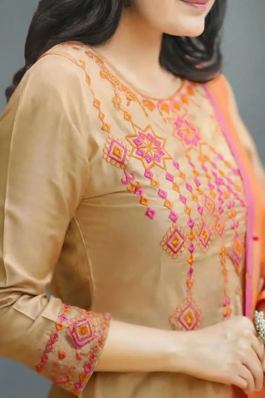 Cotton Embroidered Kurta With Pant & Linen Dupatta Set - Image 2