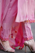 Americanchoice Handloom Cotton Embroidered Kurta With Pant & Weaved Linen Dupatta Set - Image 3