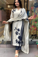 Women's White Printed Kurta Set with Rayon Pants & Dupatta - Image 5