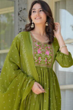 Women Ethnic Motifs Embroidered Regular Thread Work Kurta & Trousers & Dupatta - Image 7