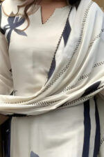 Women's White Printed Kurta Set with Rayon Pants & Dupatta - Image 2