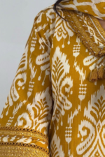 Women cotton straight printed kurta with pant and dupatta set - Image 2